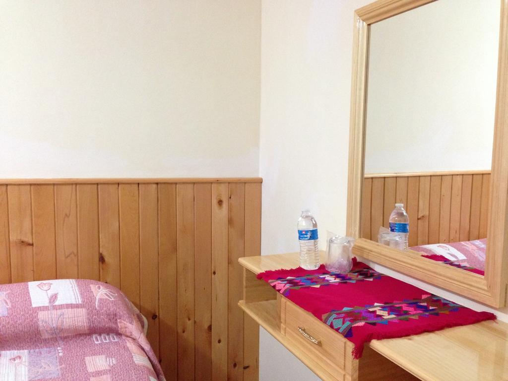 Hotel Posada Las Rosas San Cristóbal de Las Casas Δωμάτιο φωτογραφία